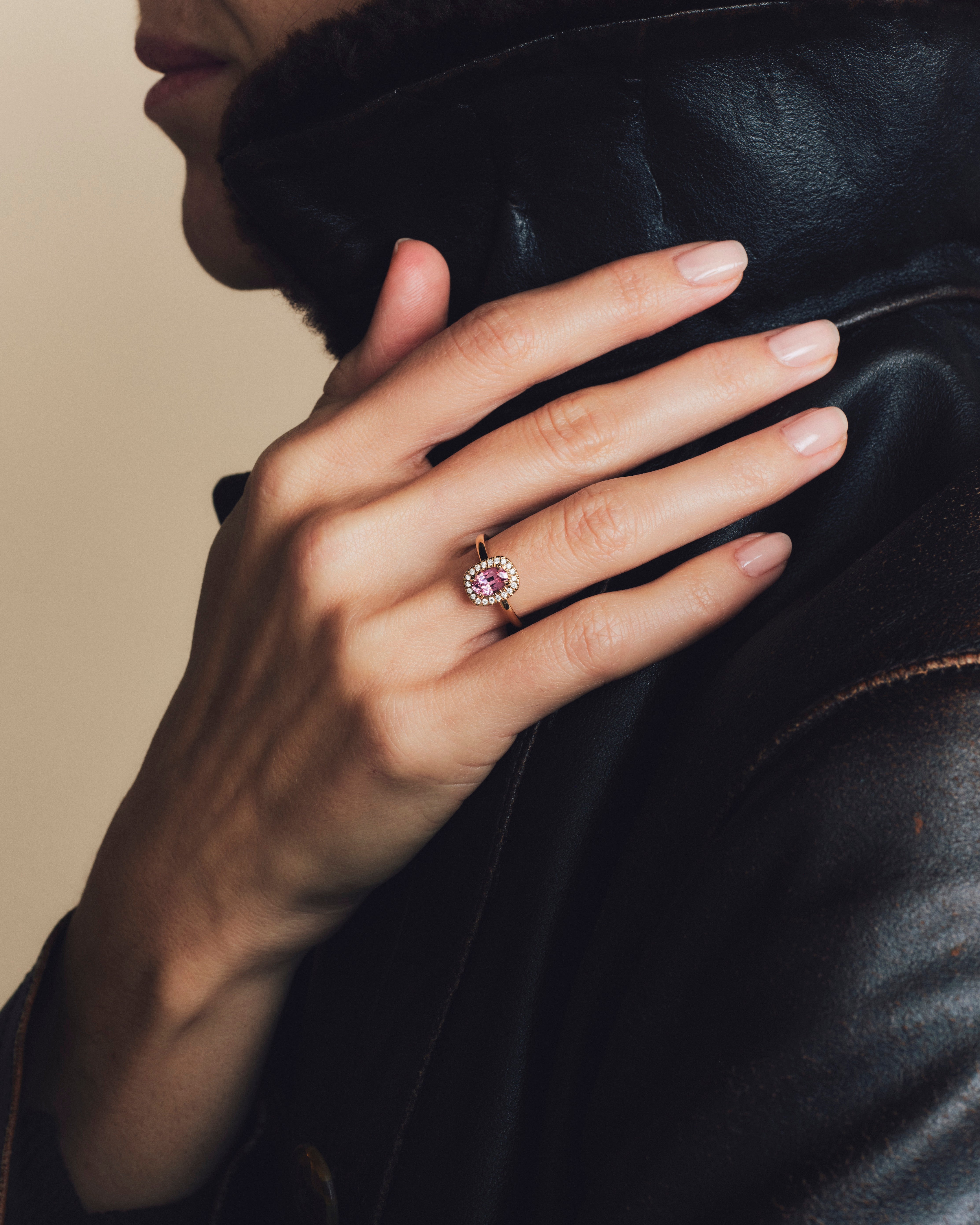 Bague Hibiscus saphir rose coussin - Or rose