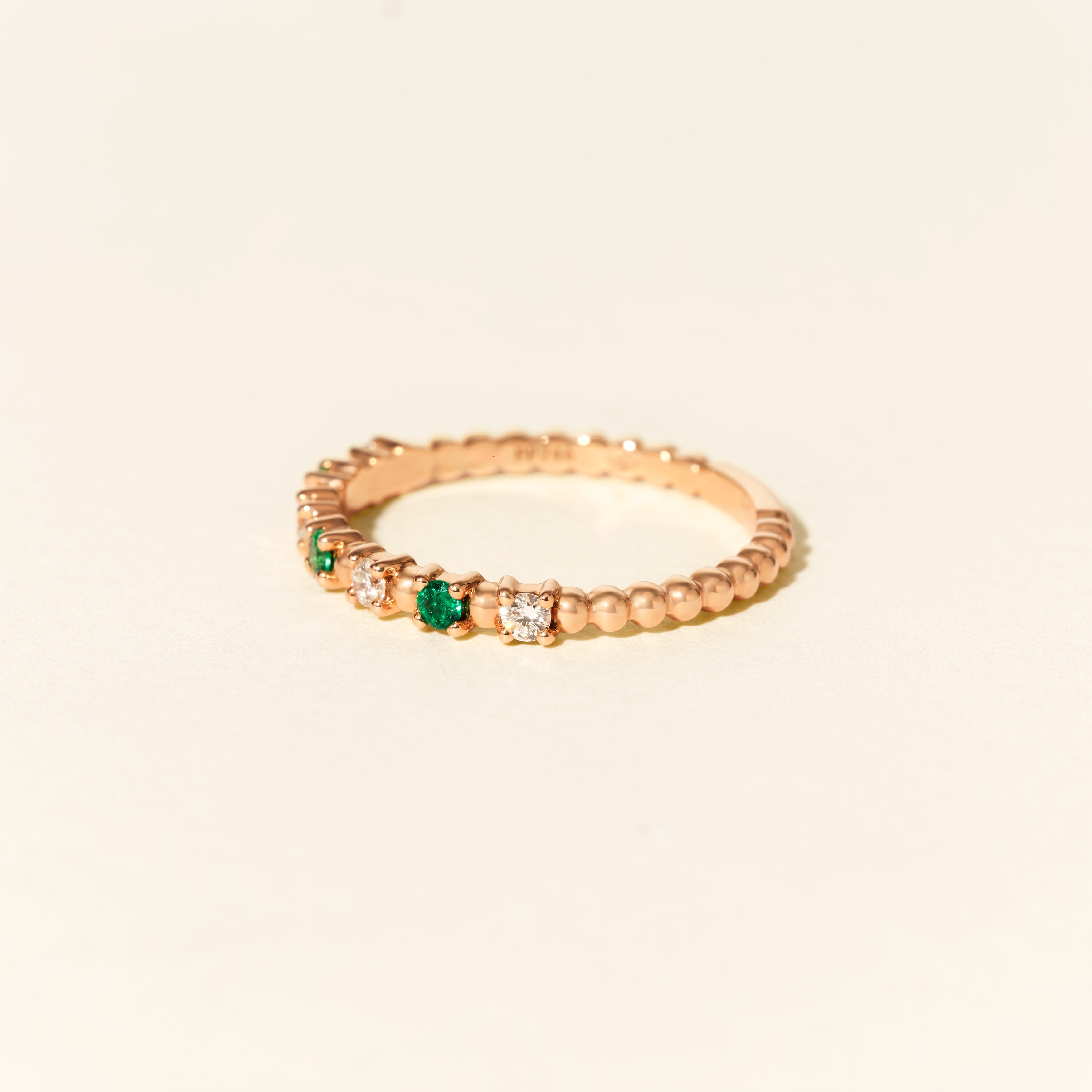 Bague Alma Baby émeraudes et diamants - Or rose