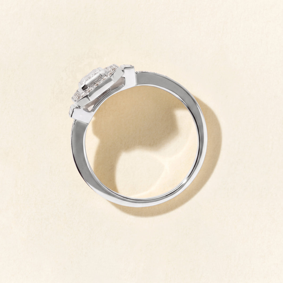 Bague Art déco Signature trapèze diamants 0.60 carat - Or blanc
