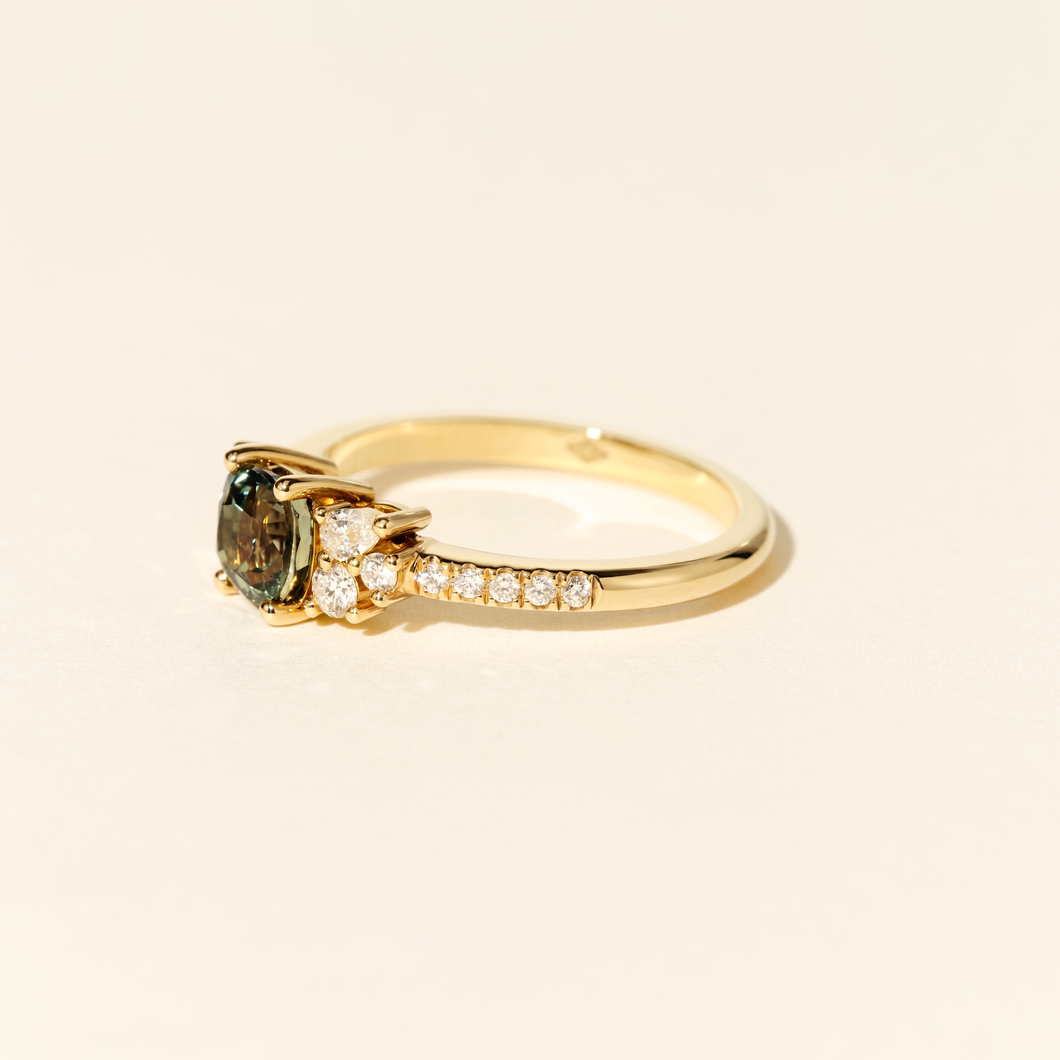 Bague Grenade saphir vert PM - Or jaune