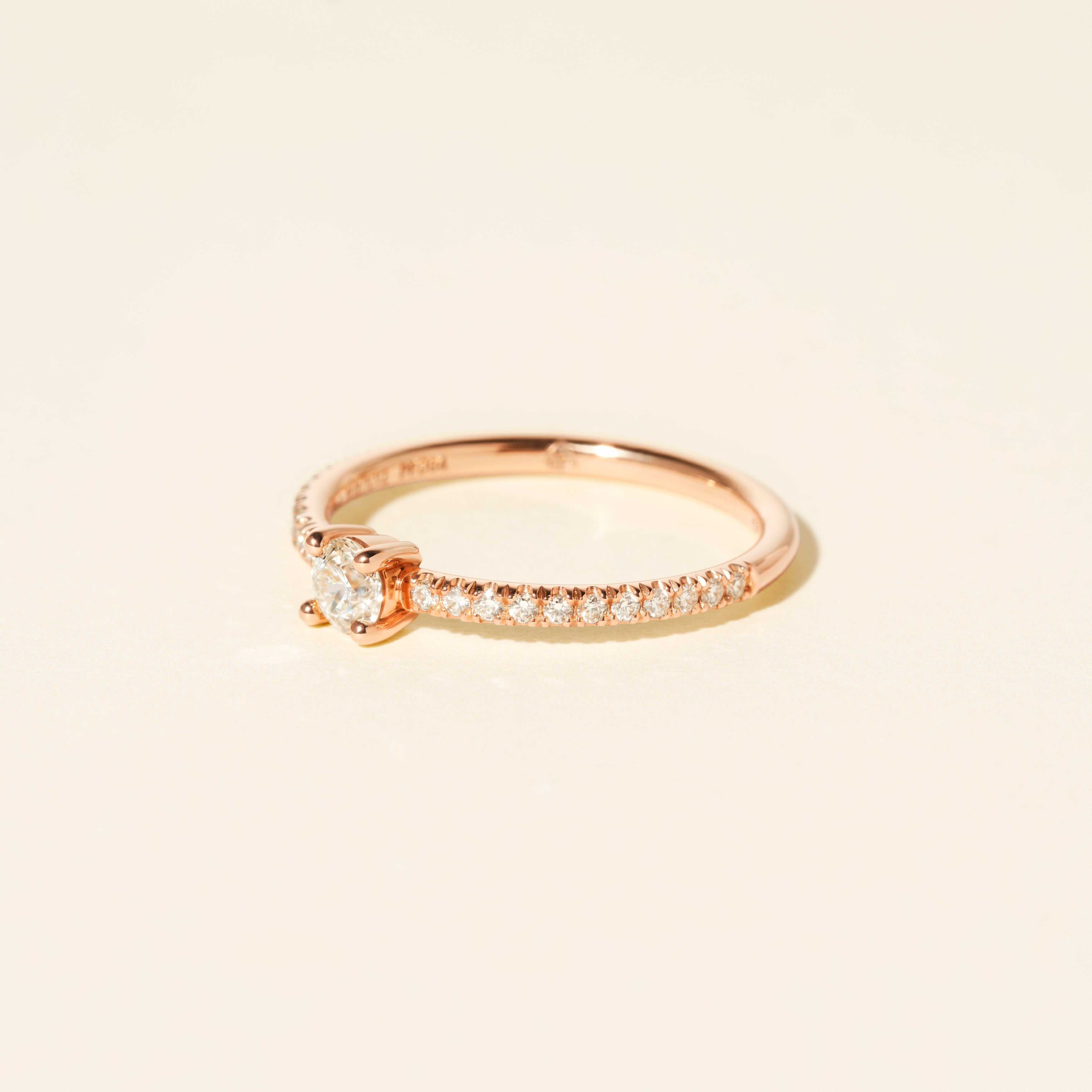 Bague Hibiscus solitaire diamant rond 0.20 carat - Or rose