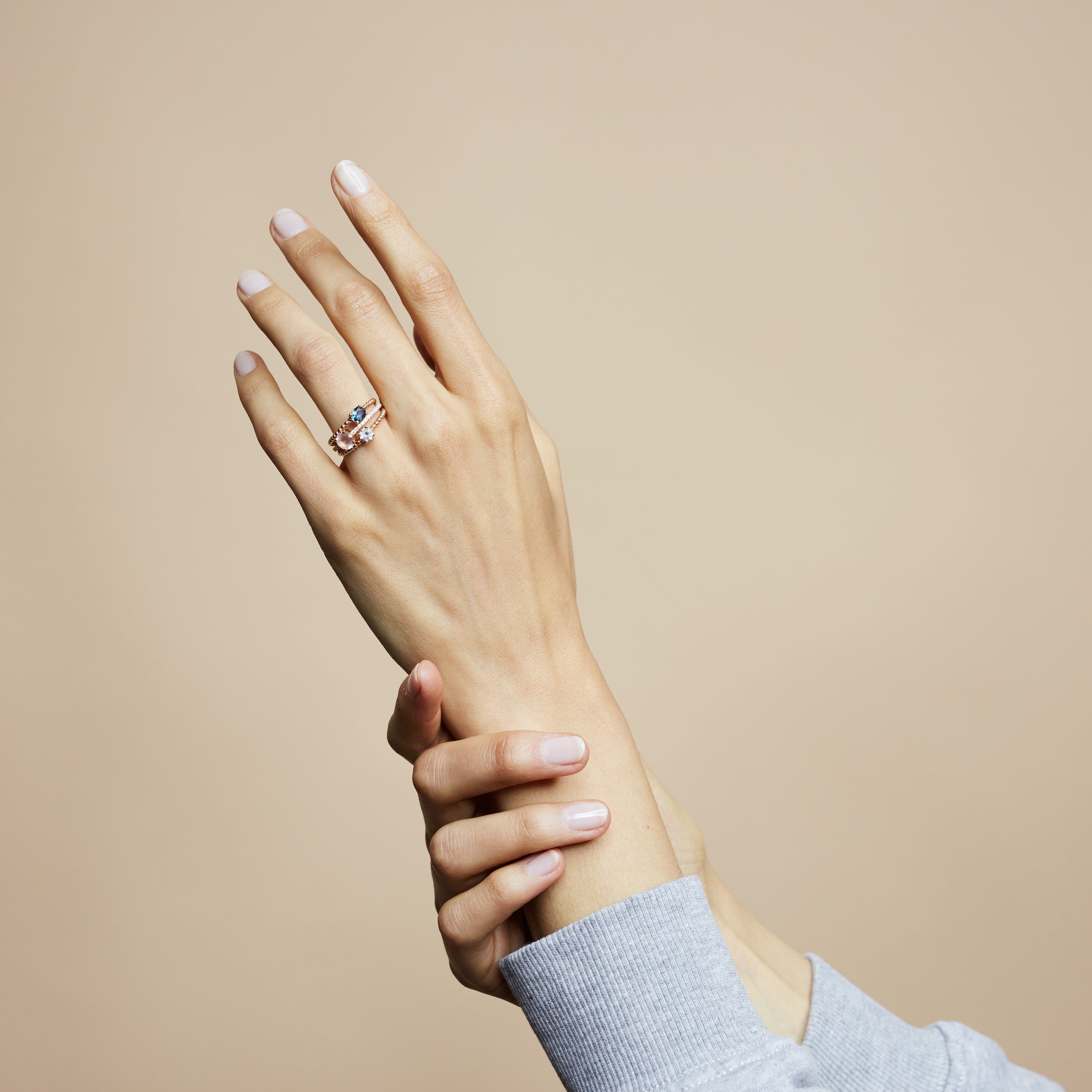 Alma Trio rose quartz topaz ring - Rose gold