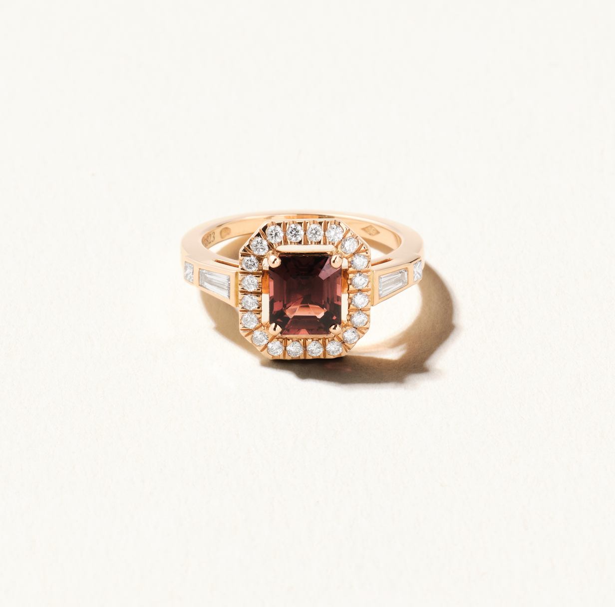 Bague Vegas spinelle rouge - Or jaune