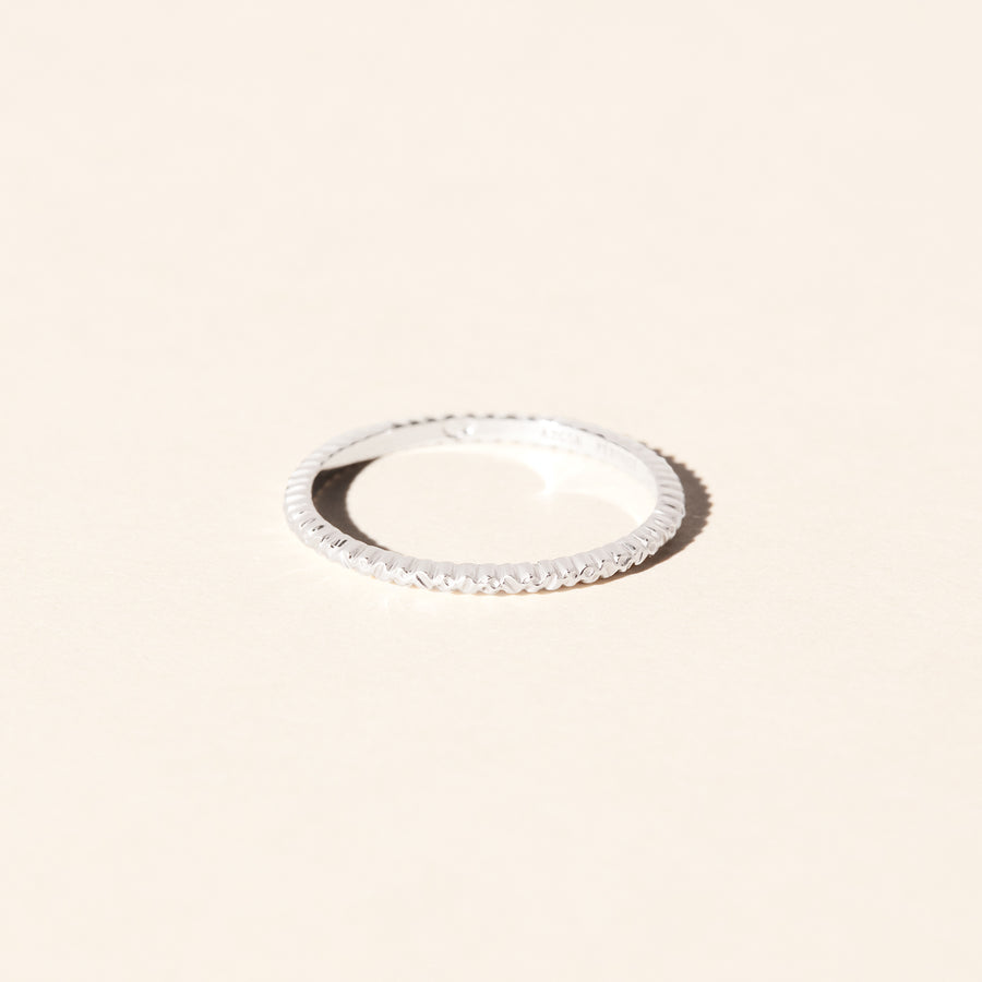 White Wedding Ring - 18 ct white gold