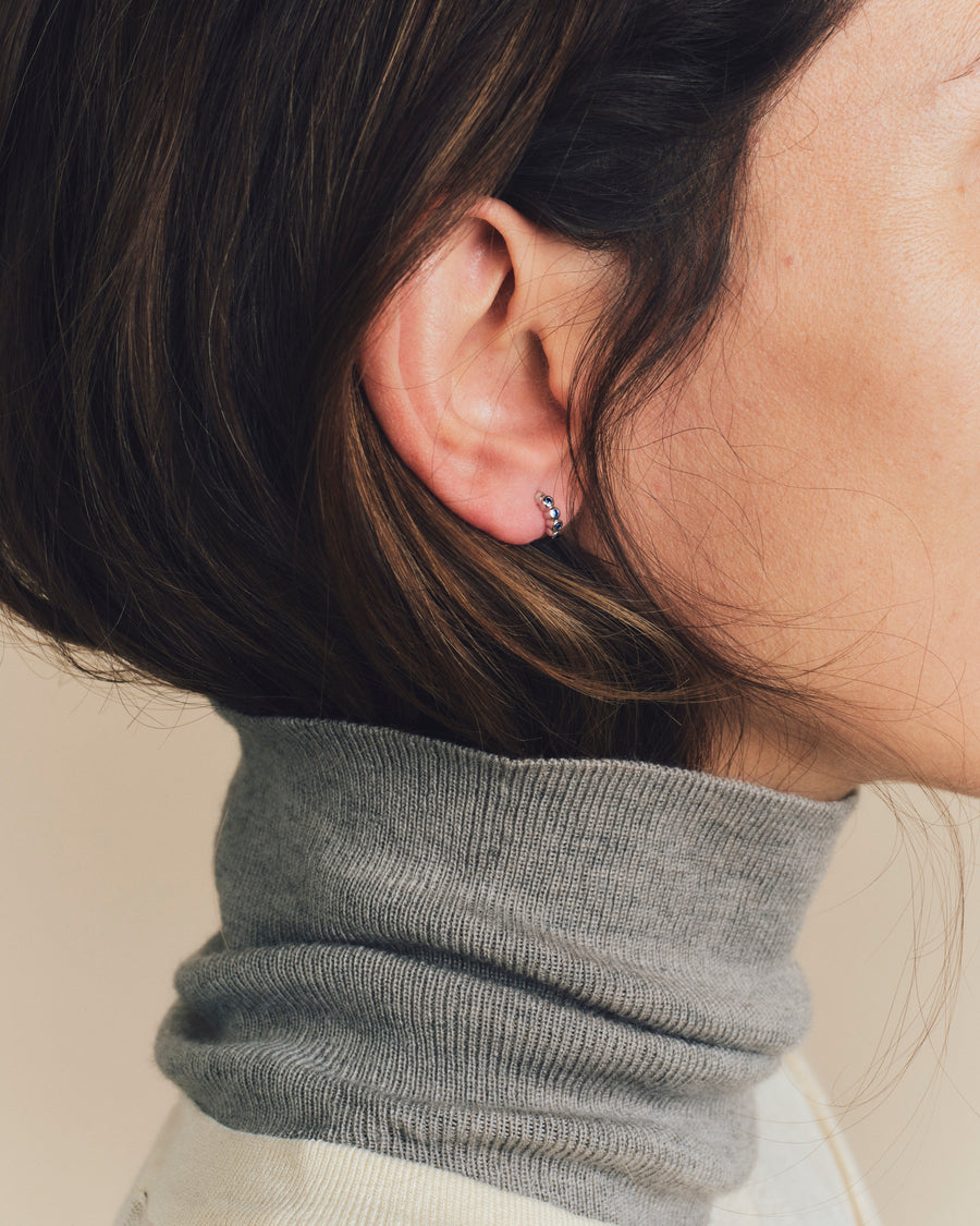 Baby créoles Lys du Gange - saphirs bleus