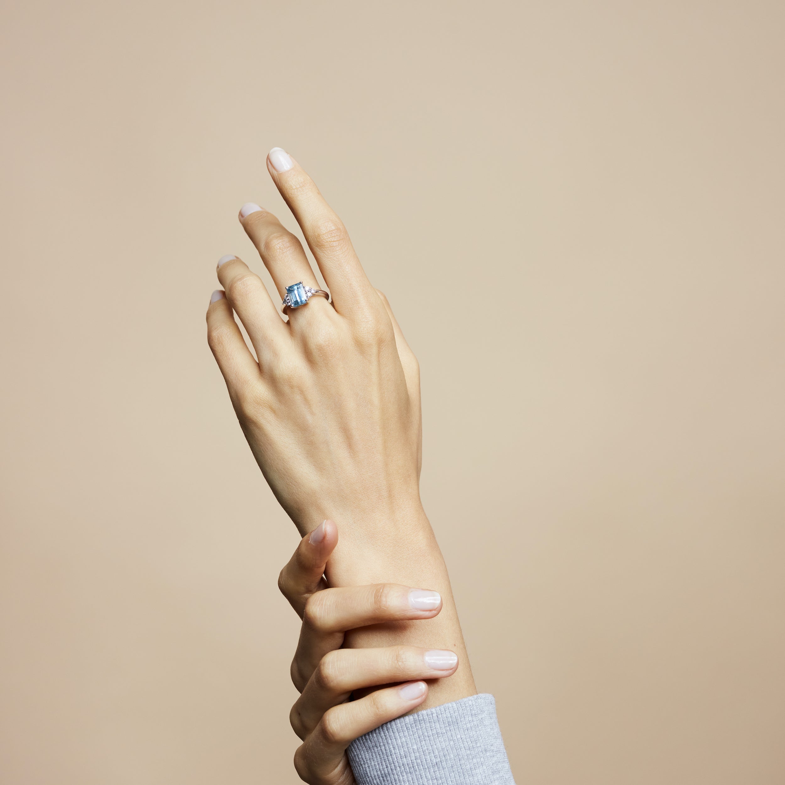 Bague Belo Horizonte aigue marine diamants ronds - Or blanc