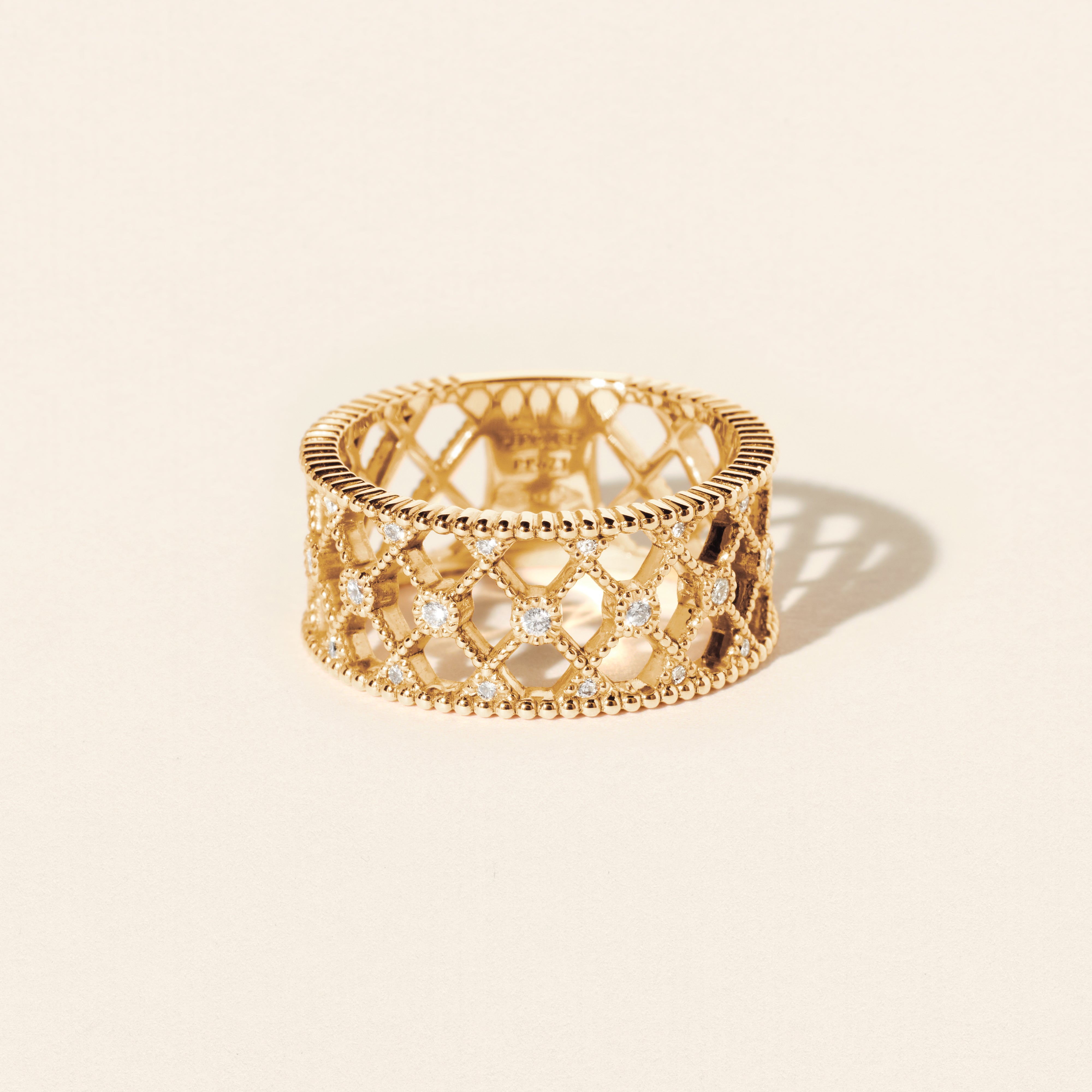 Bague Blanche perlée MM - Or jaune