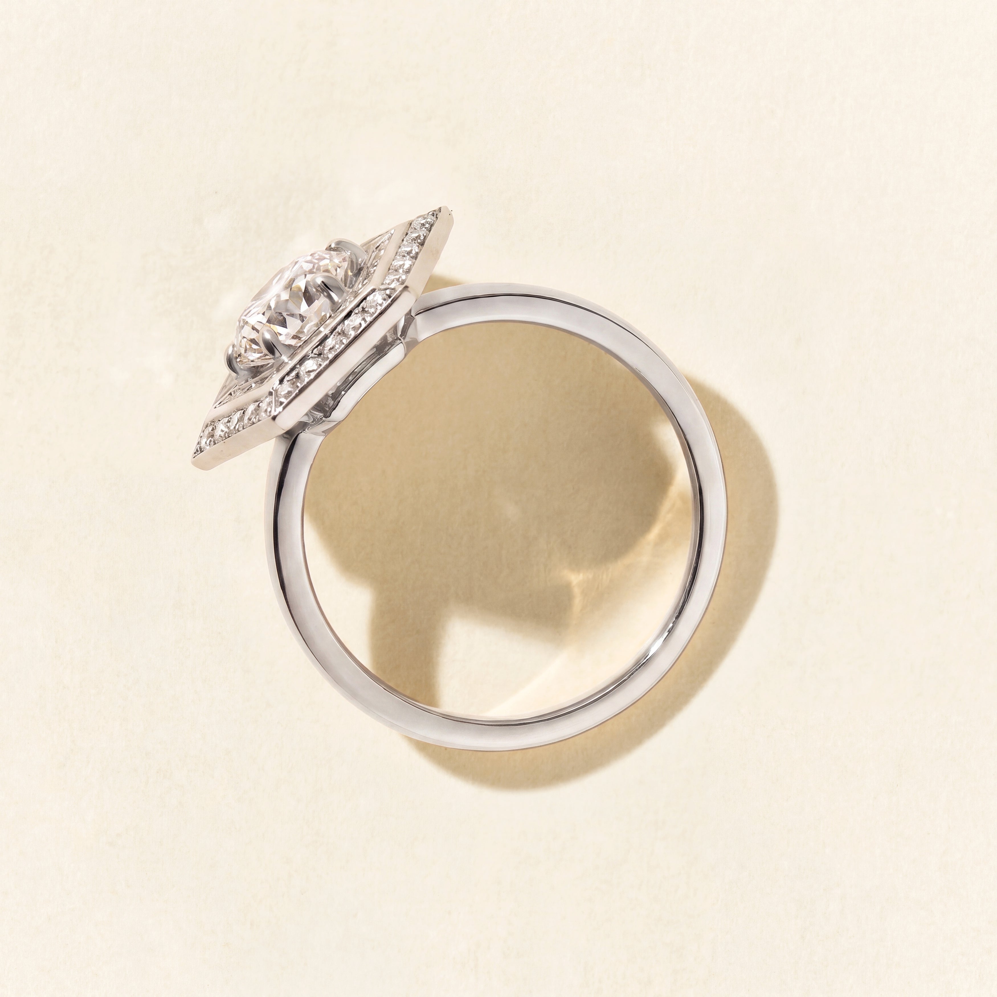 Bague Dallas Hexagon GM 0.80 carat - Or blanc