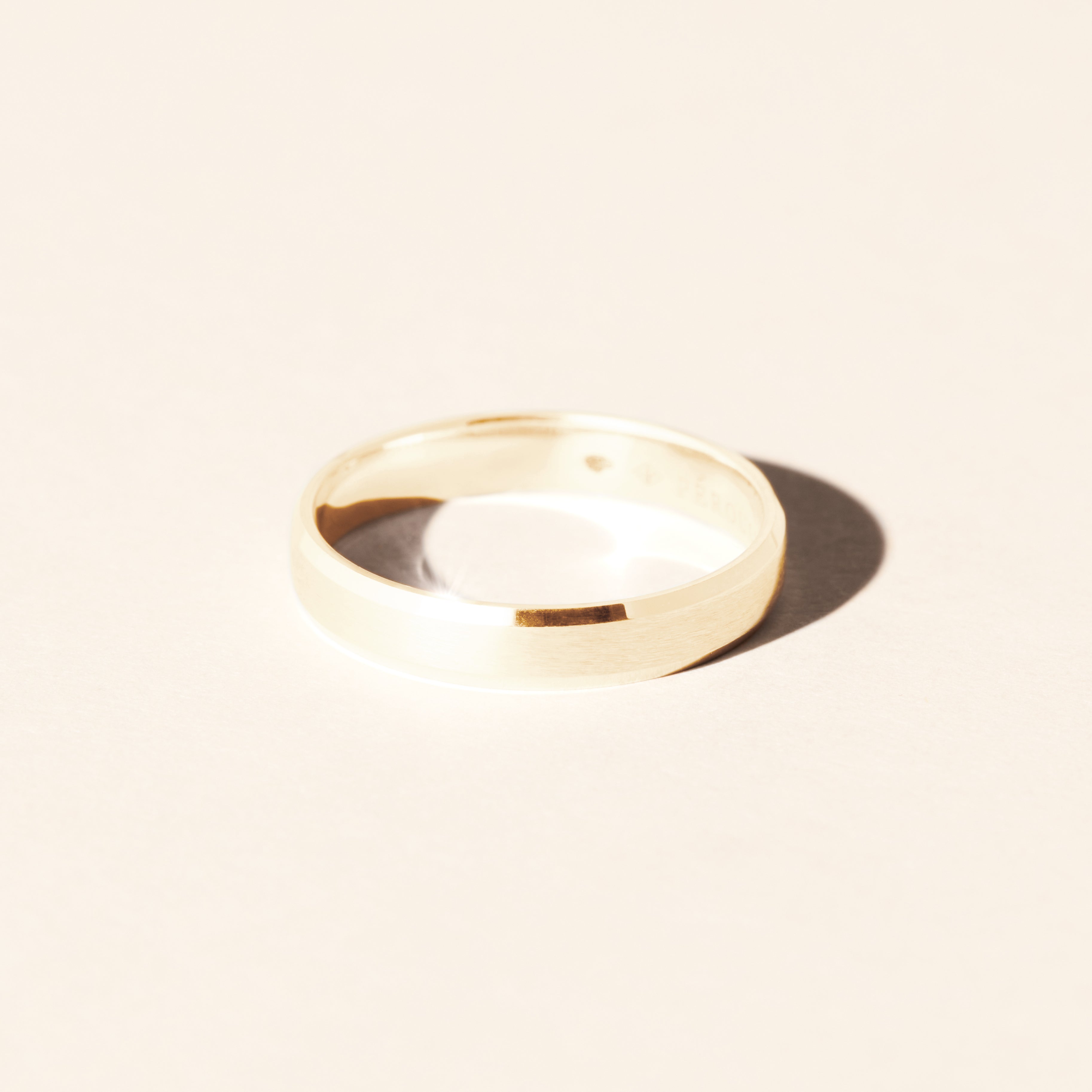 Gingko wedding ring 4.00mm - Yellow gold