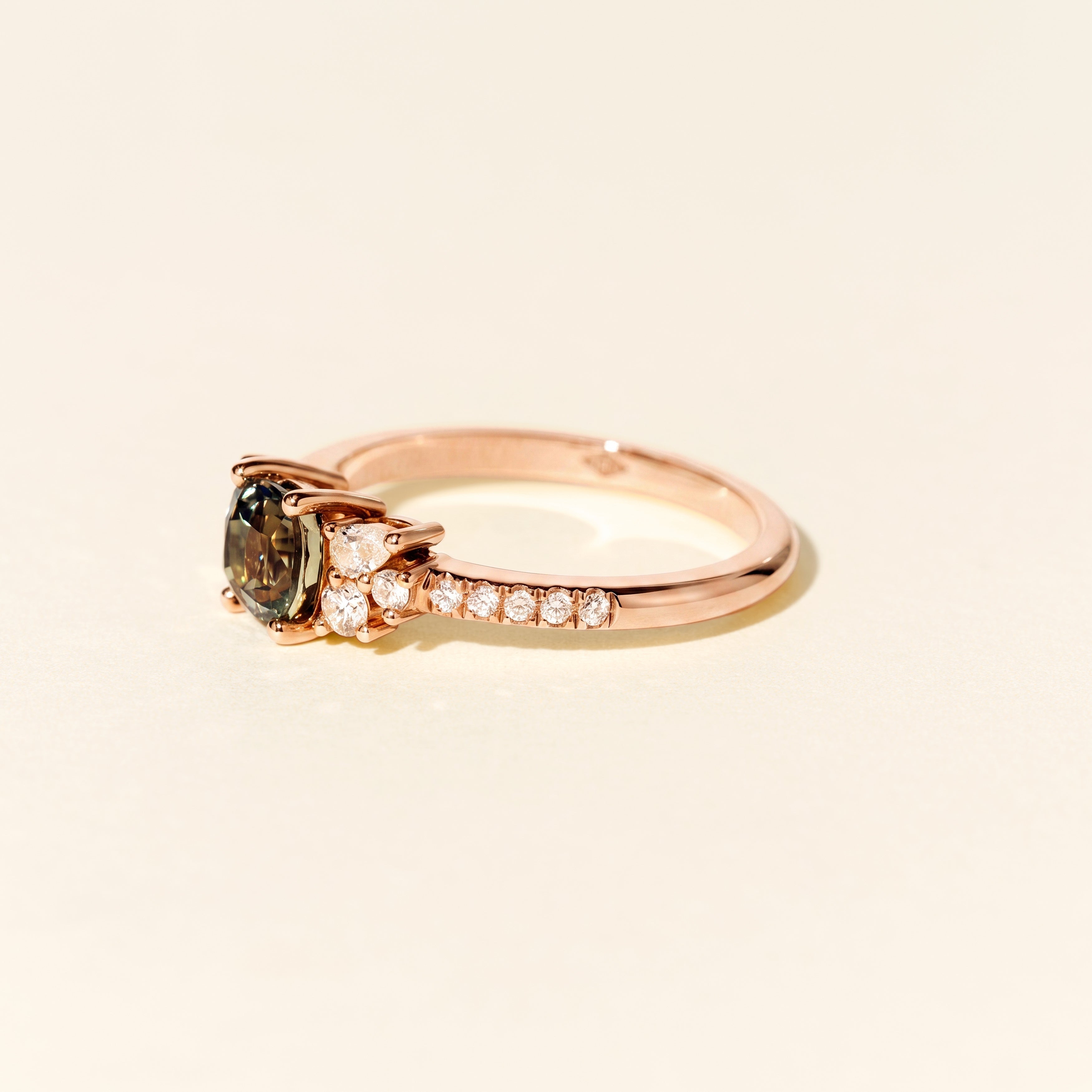 Bague Grenade saphir vert PM - Or rose