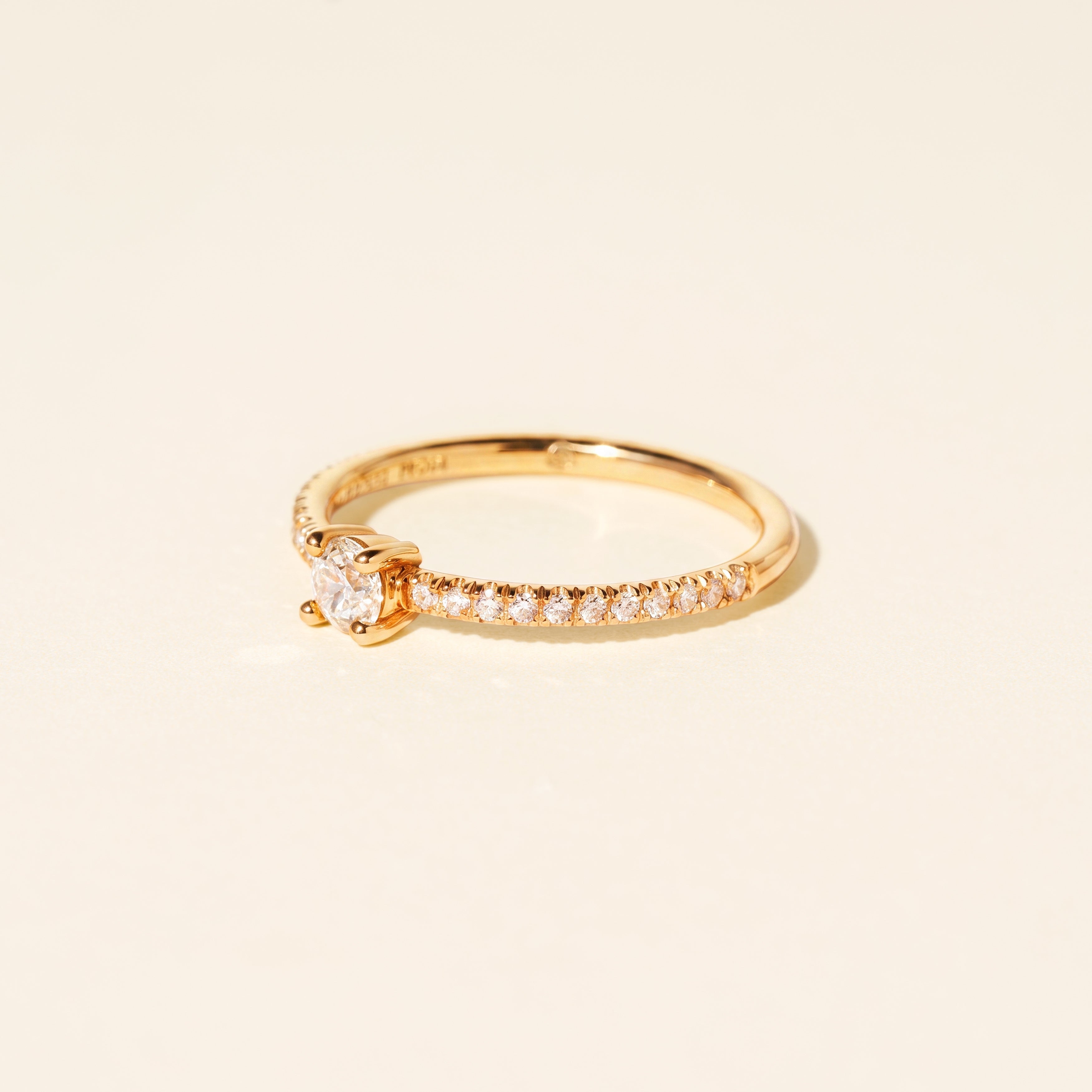 Bague Hibiscus solitaire diamant rond 0.20 carat - Or jaune