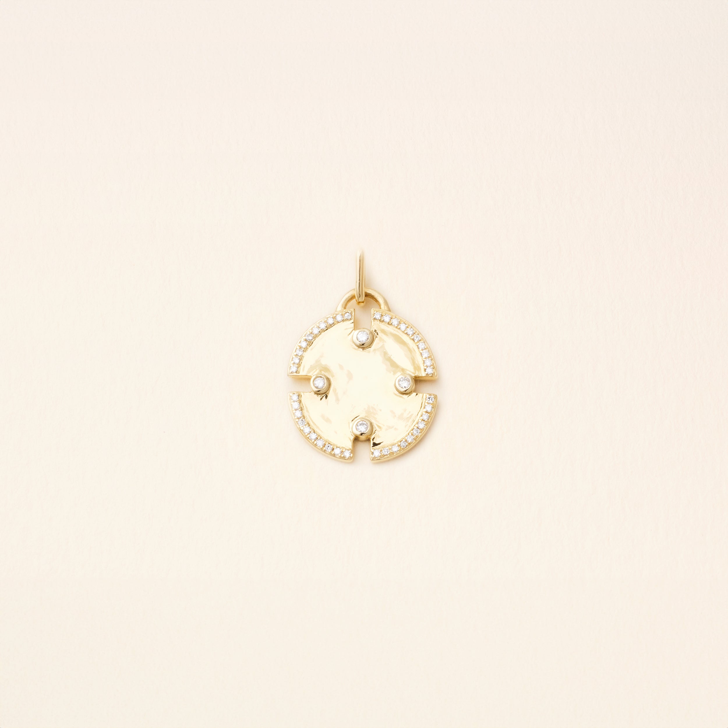 Pendentif - Médaille - Quatuor - Or jaune