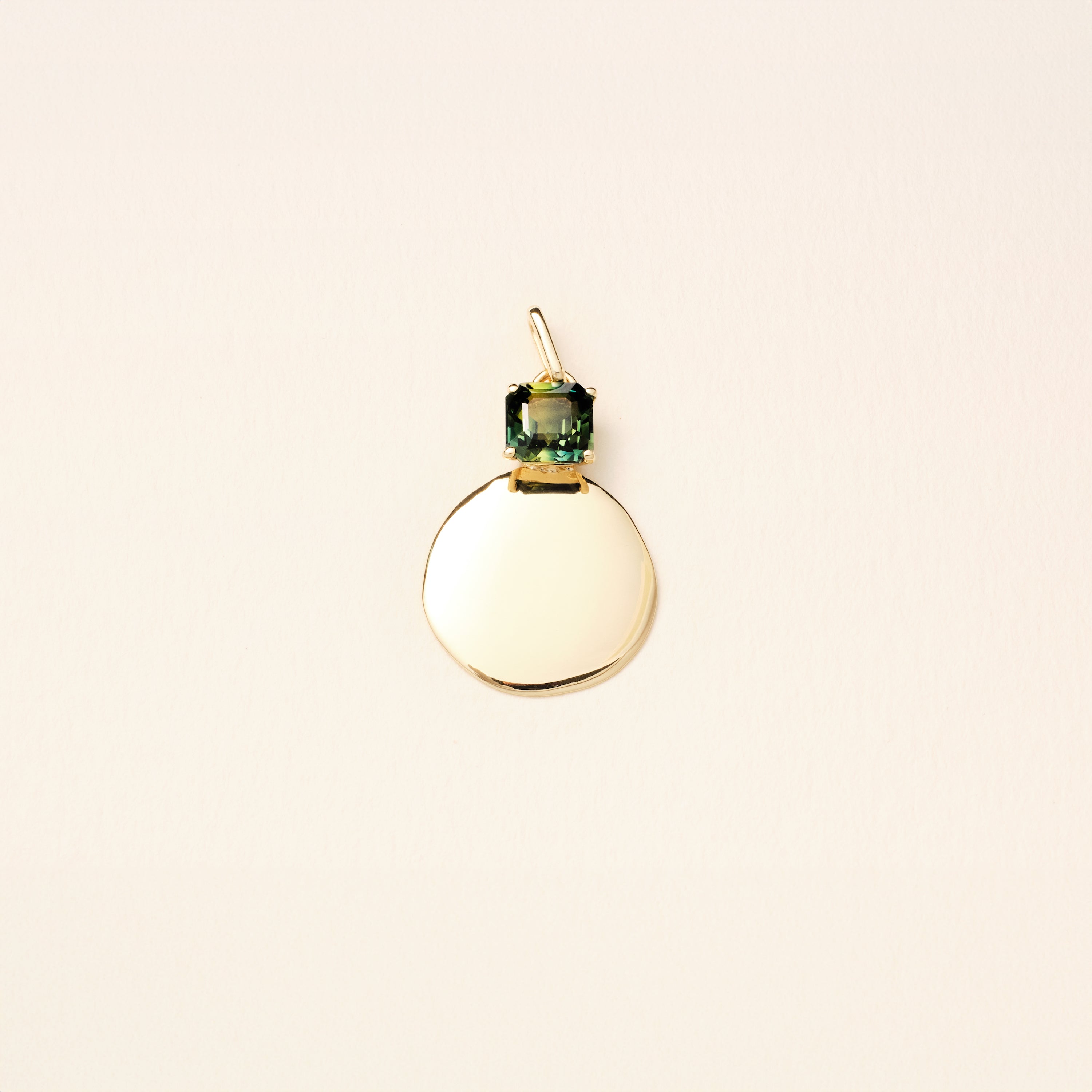 Pendentif - Médaille - Fragments saphir vert radiant - Or jaune