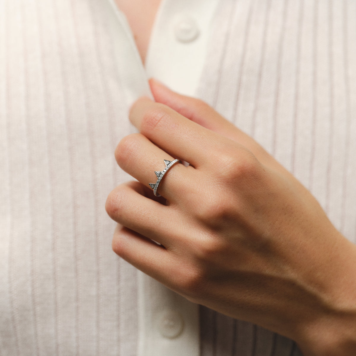 Bague Brooklyn baby diamants pavée - Or blanc