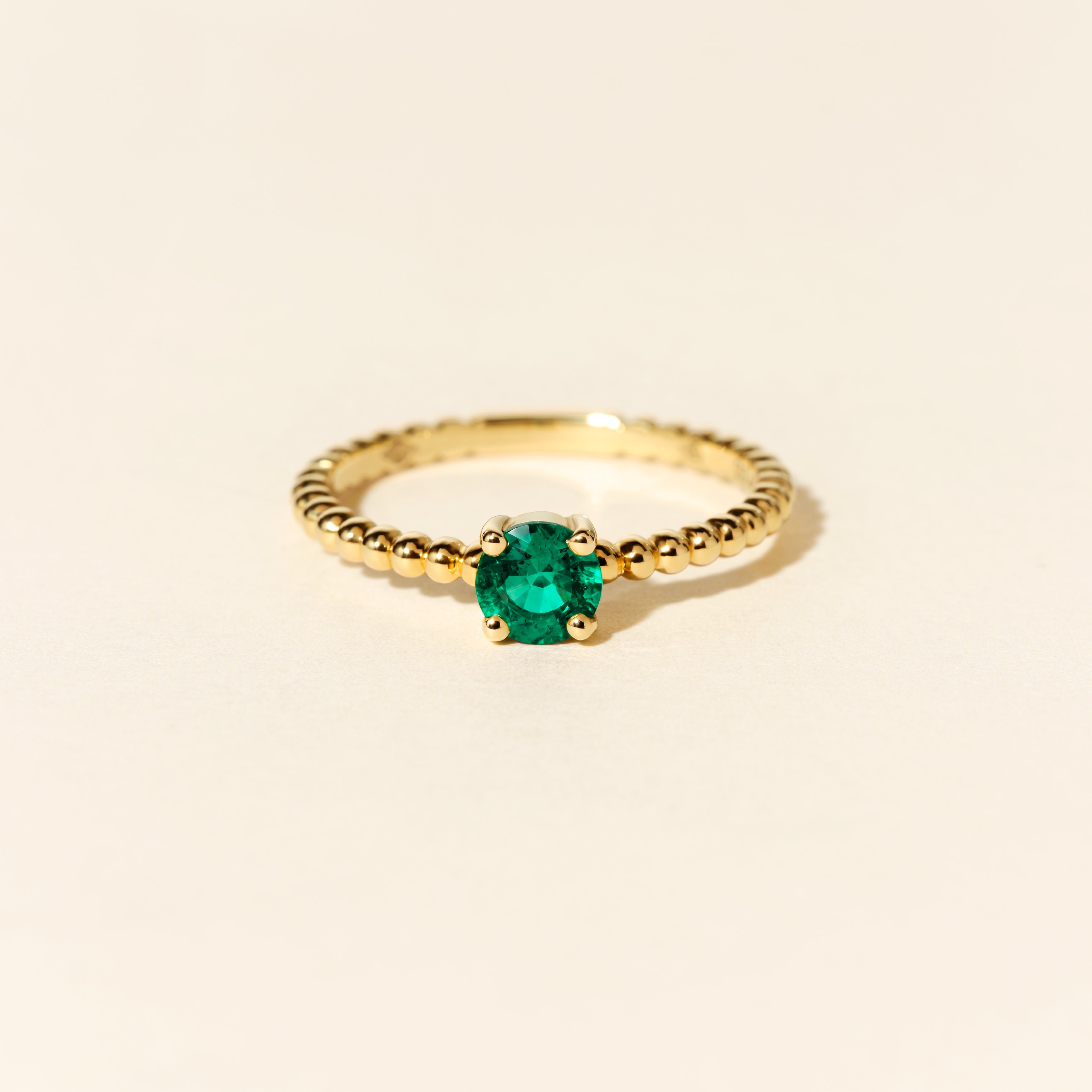 Bague Alma Solitaire émeraude - Or jaune