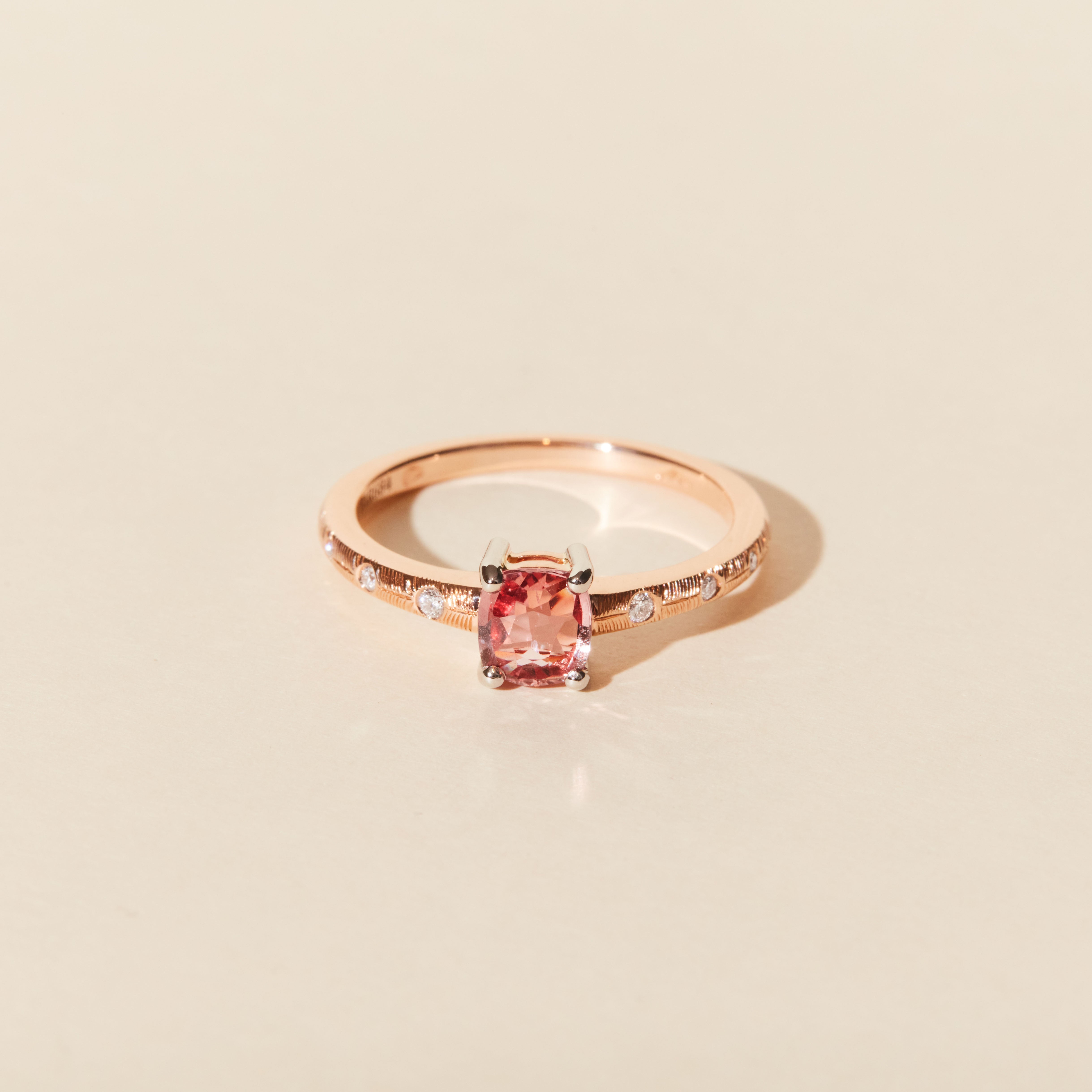 Bague Thaïs saphir rose - Or rose