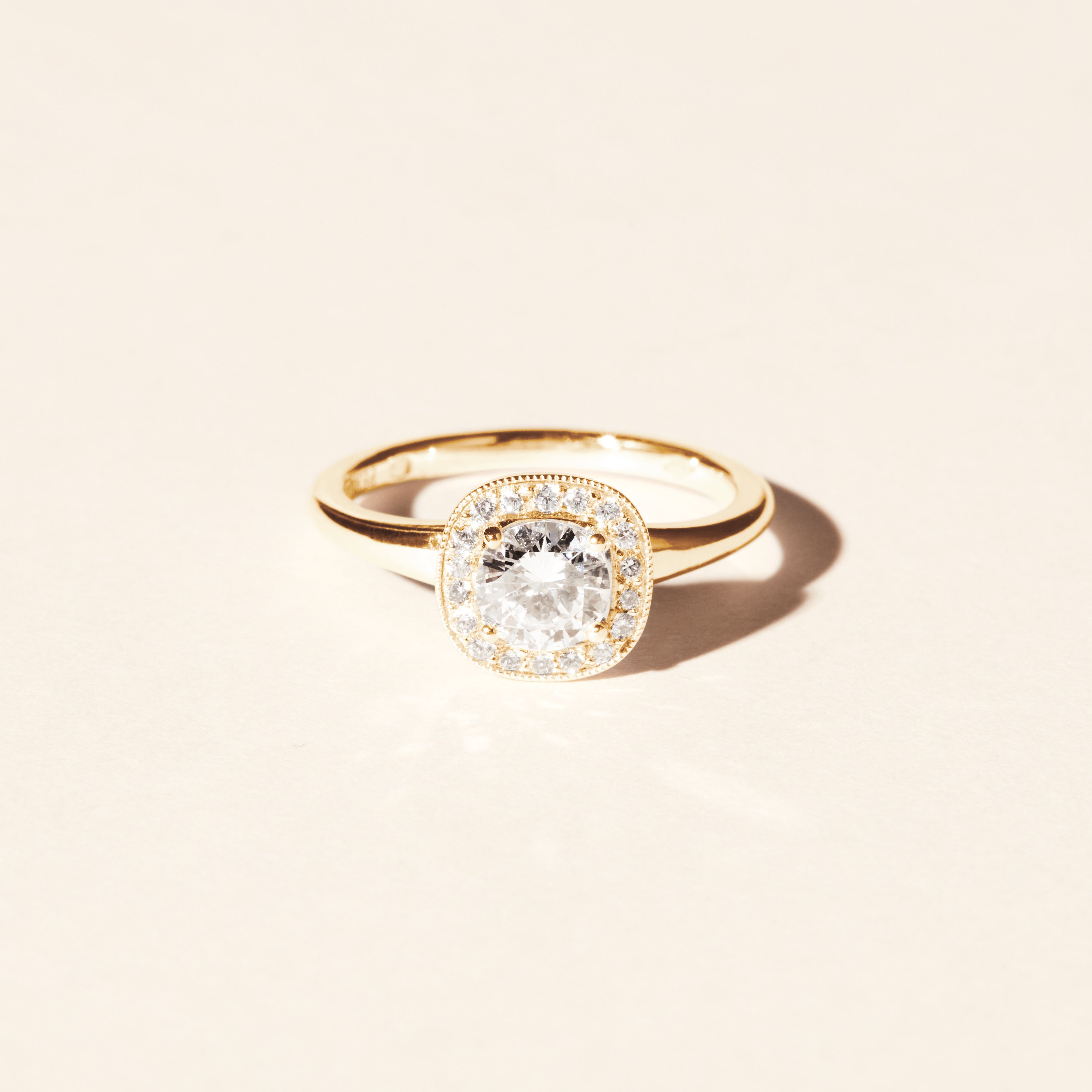 Bague Dahlia 0.60 carat - Or jaune