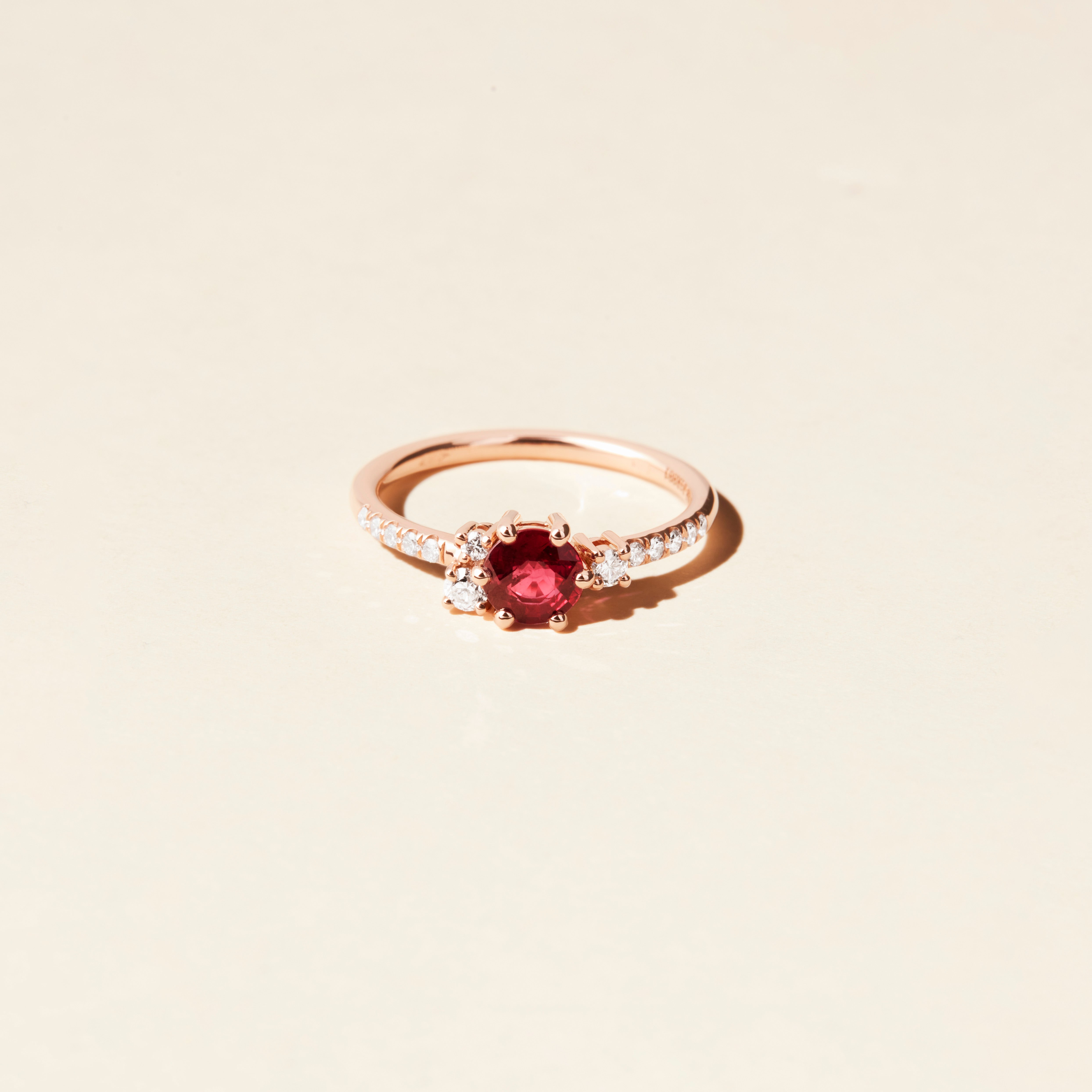 Bague Violette rubis et diamants - Or rose