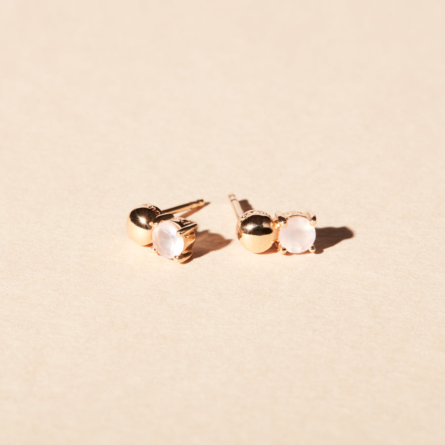 Motifs d'oreilles Minimale - Vermeil jaune et quartz roses